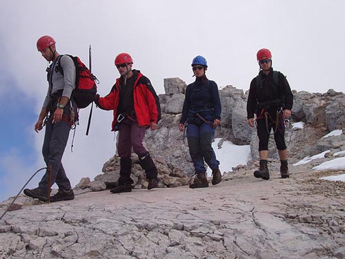 Na pěší túře - kamenné morény pod ledovcem Gosaugletscher