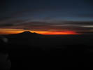 Kilimajaro z Mt. Meru - fotografie se po kliknutí zvětší.